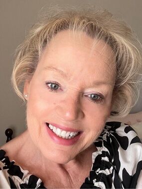 Meet your Posher, Lori